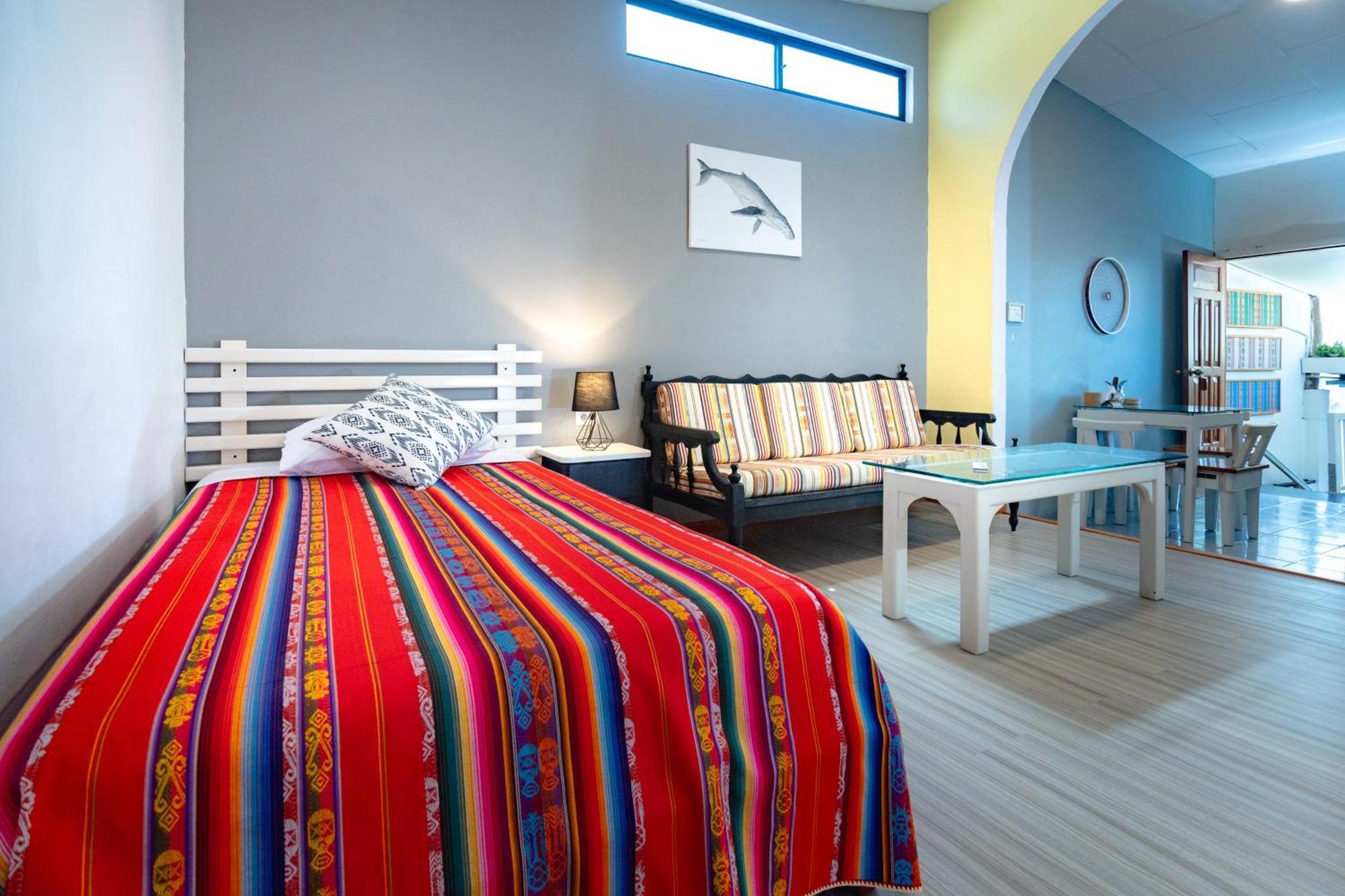 La K-Leta Boutique Guesthouse Puerto Ayora  Eksteriør billede
