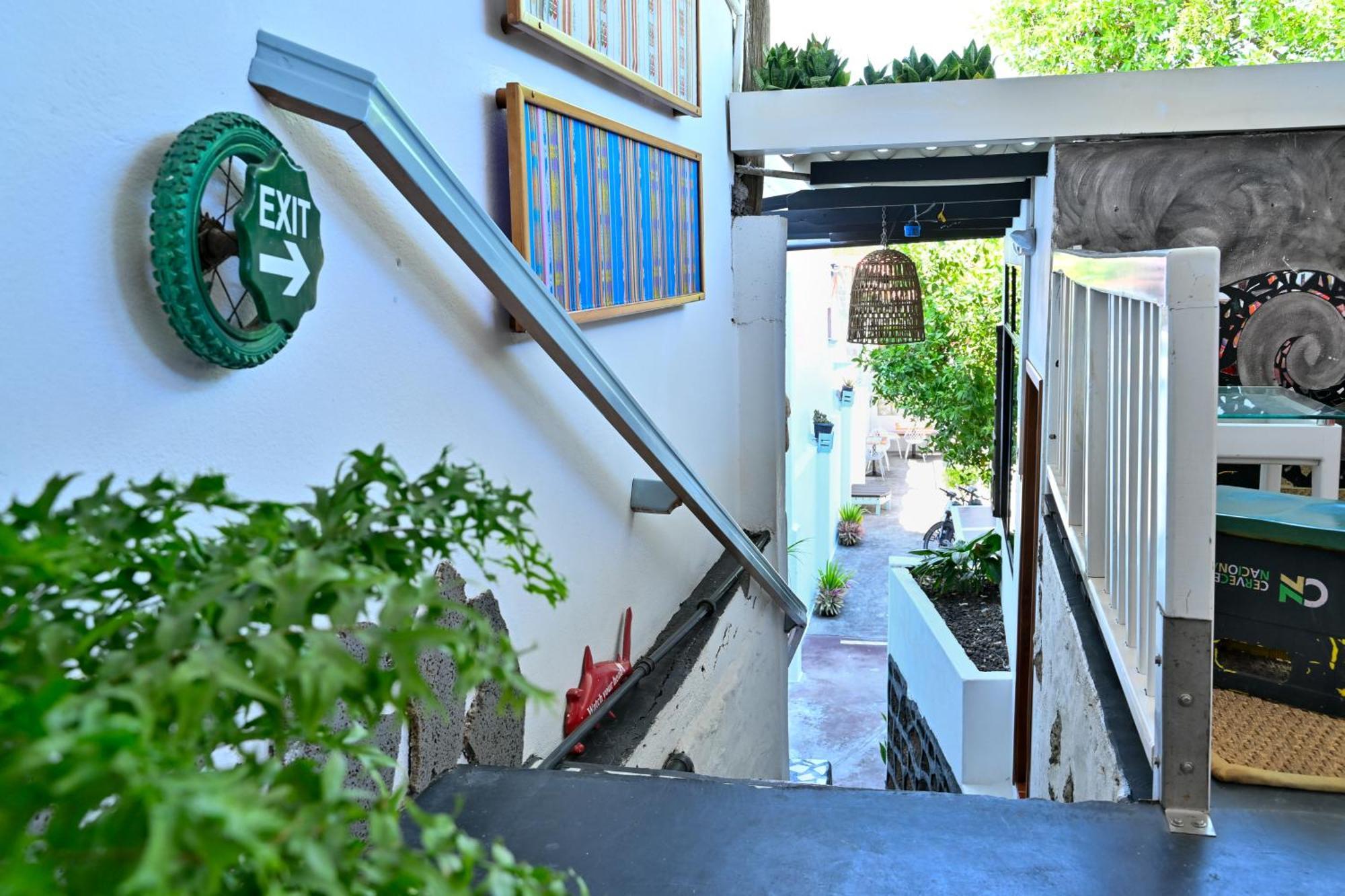La K-Leta Boutique Guesthouse Puerto Ayora  Eksteriør billede