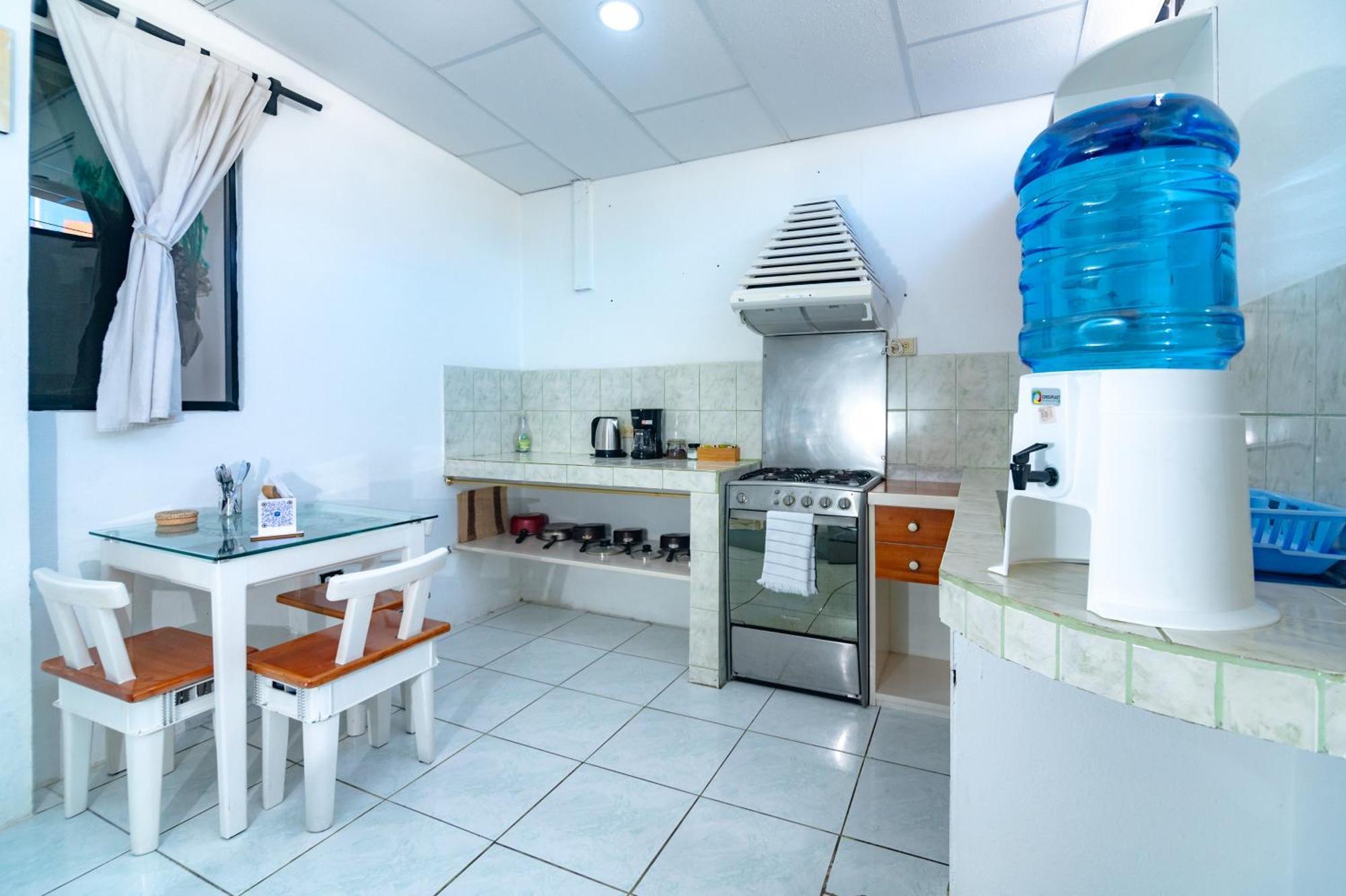 La K-Leta Boutique Guesthouse Puerto Ayora  Eksteriør billede